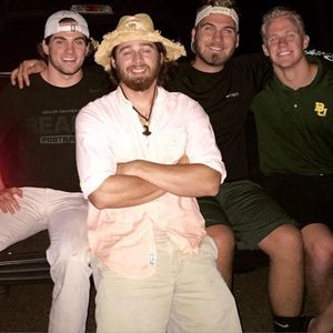 Meet your Posher, Collin